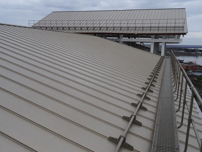 Кровельные ограждения для металлочерепицы, фальцевой кровли, профнастила, композитной черепицы и мягкой кровли | Borge